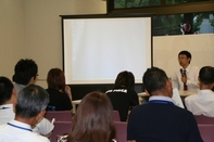 代表者の講演